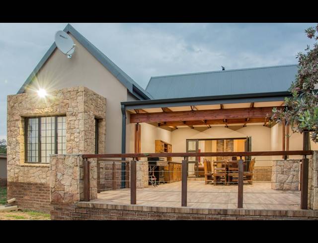 4 BEDROOM GOLF ESTATE FOR SALE IN EUPHORIA GOLF ESTATE